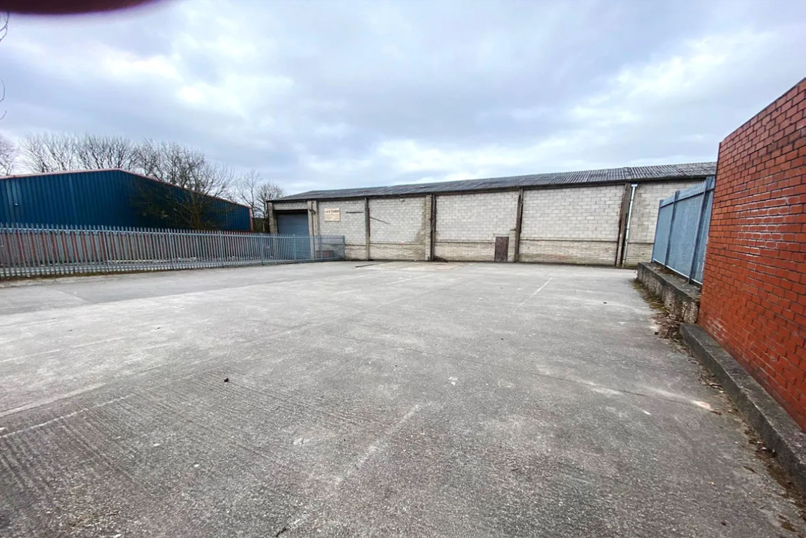 Industrial Unit in Blackburn - photo 3